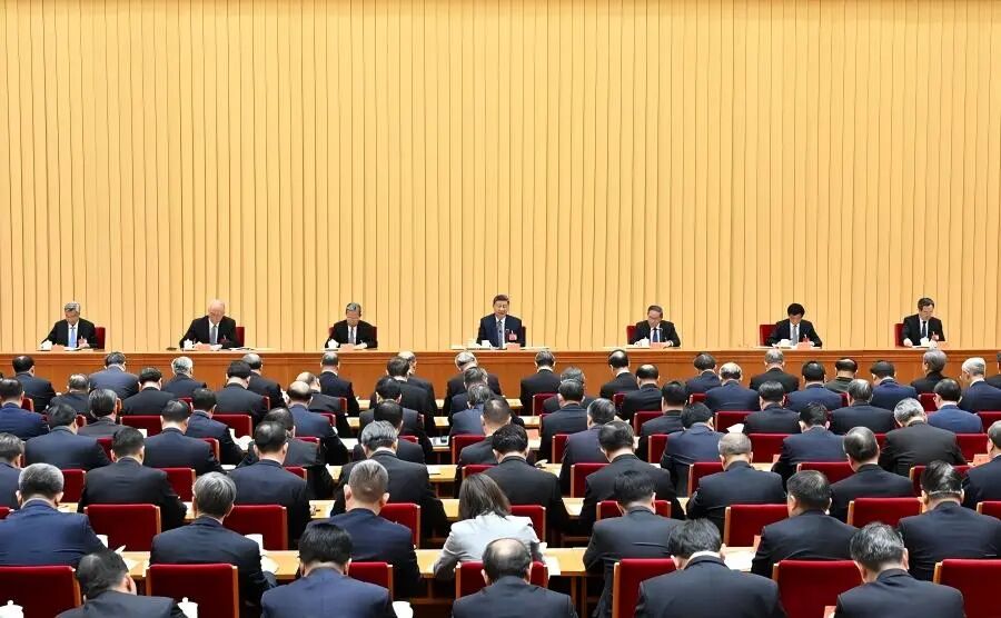 中央经济工作会议上的这个细节，蕴含深意