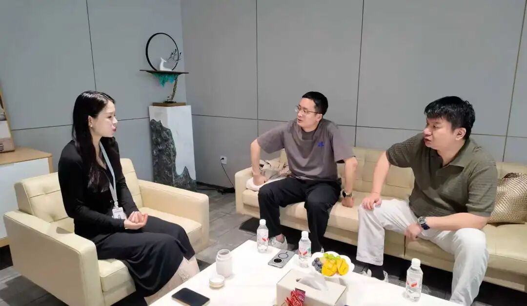 跑完两家头部医美机构， 我更确定了一件事